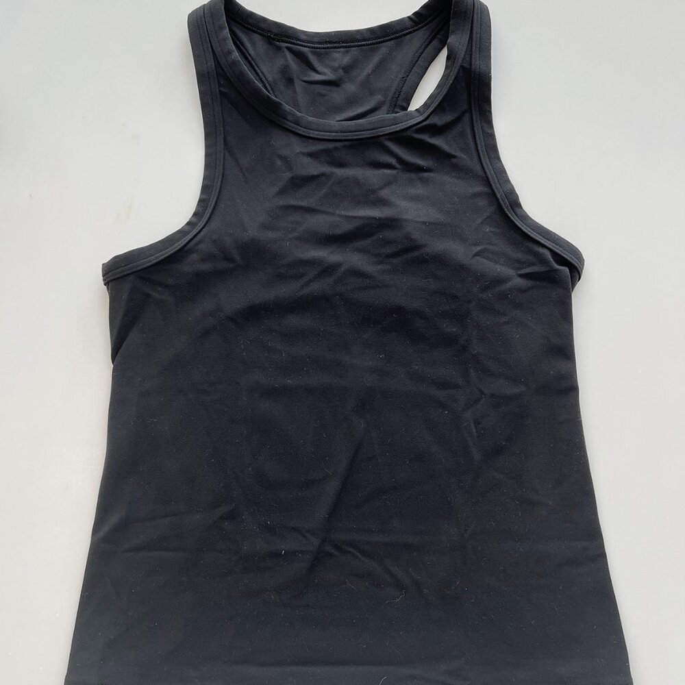 Lululemon high-neck racer-back tank (race length) - Size 4